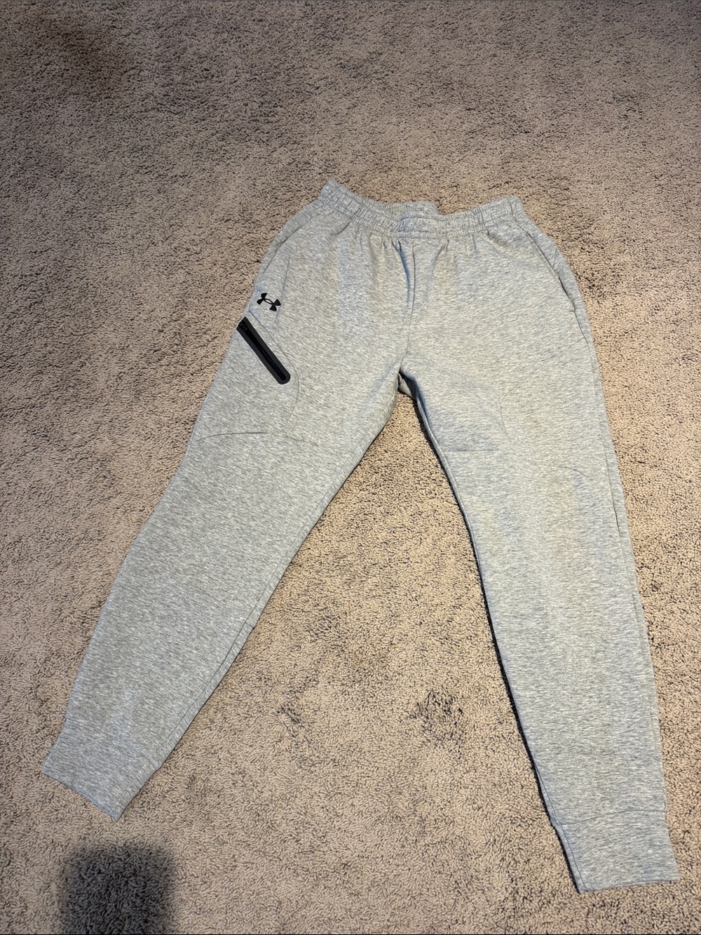 Under Armour Men’s Light Gray Heather Jogger Sweatpants Medium